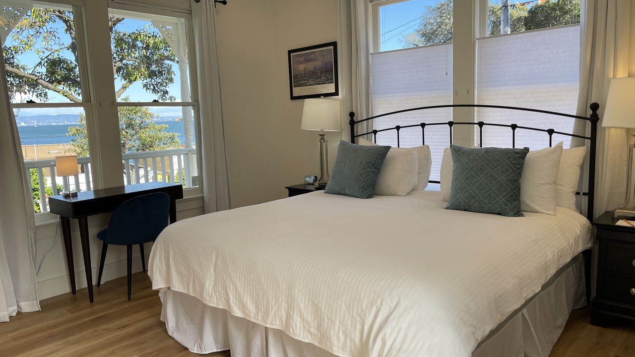 Photo of Bedroom in Sausalito