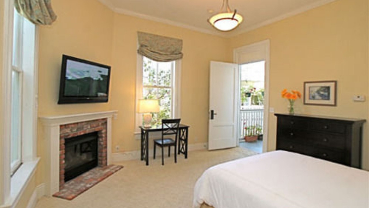 Photo of Bedroom in Sausalito