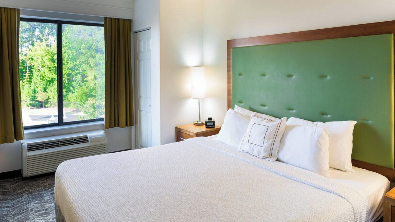 Photo of Bedroom in Hampton