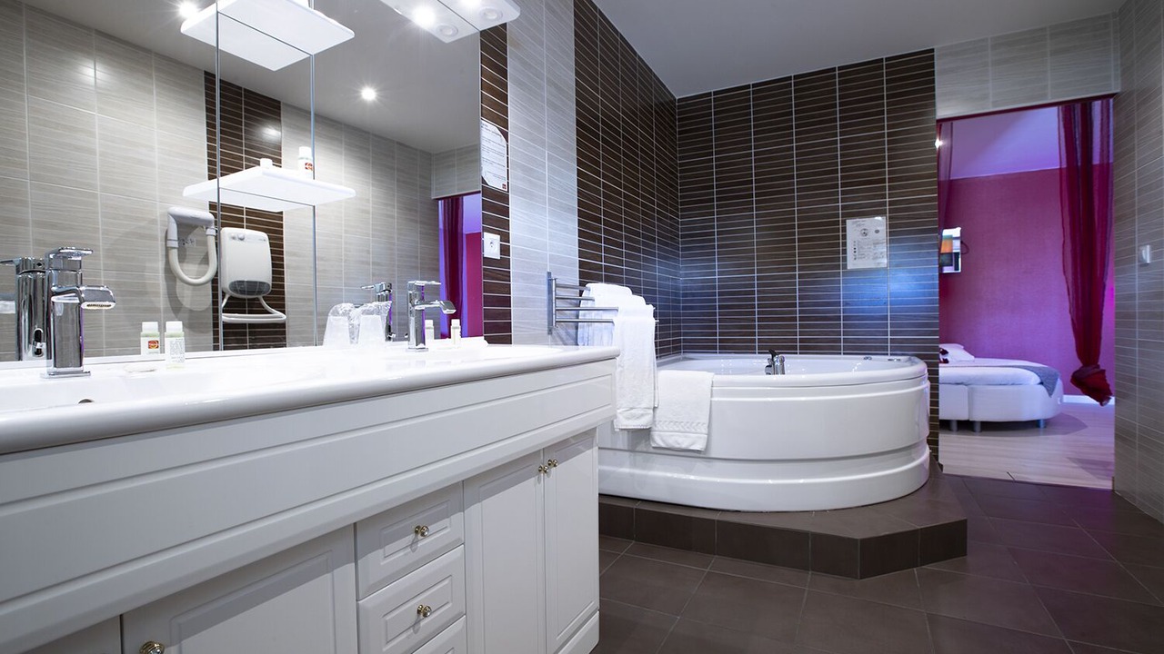 Photo of Bathroom in Chassagny