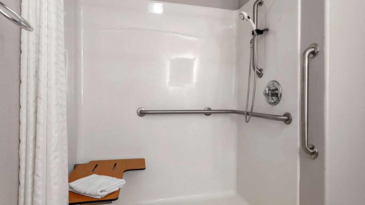 Photo of Bathroom in Oakdale
