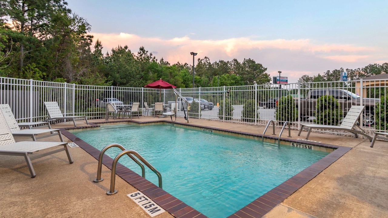 Photo of Outdoor in Oakdale