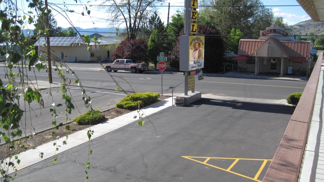 Photo of Outdoor in Lakeview
