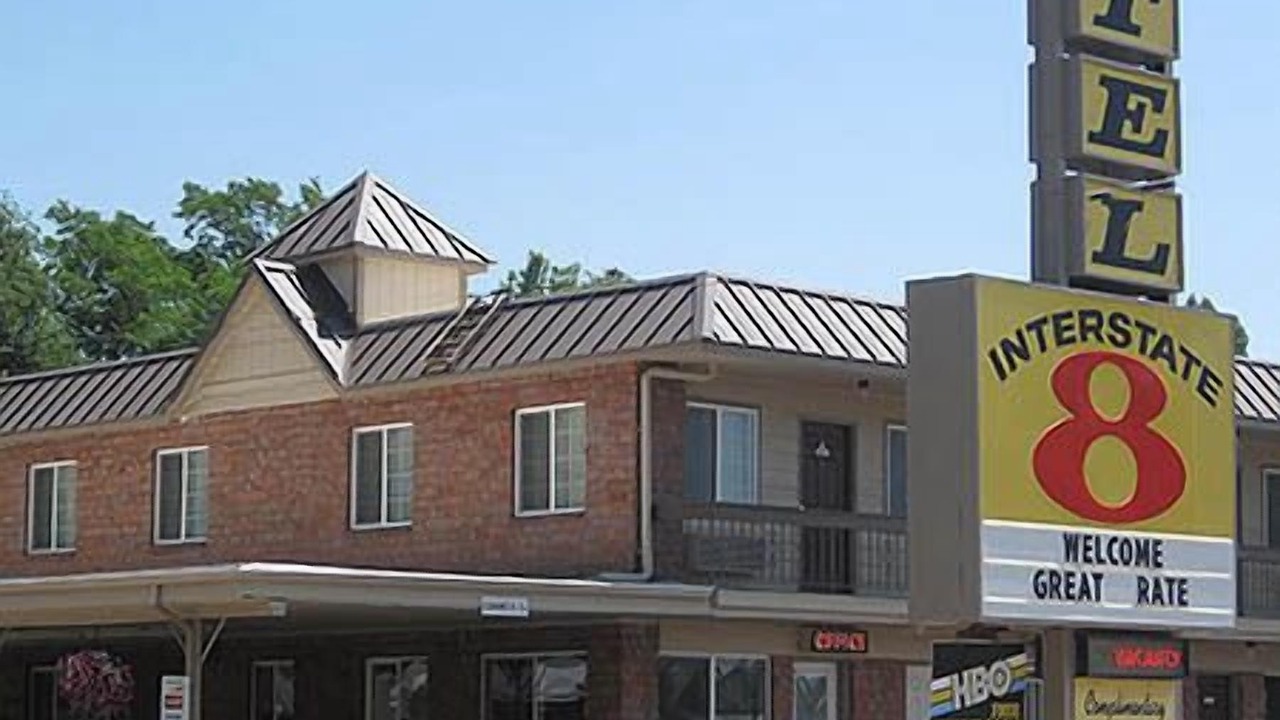 Photo of Outdoor in Lakeview