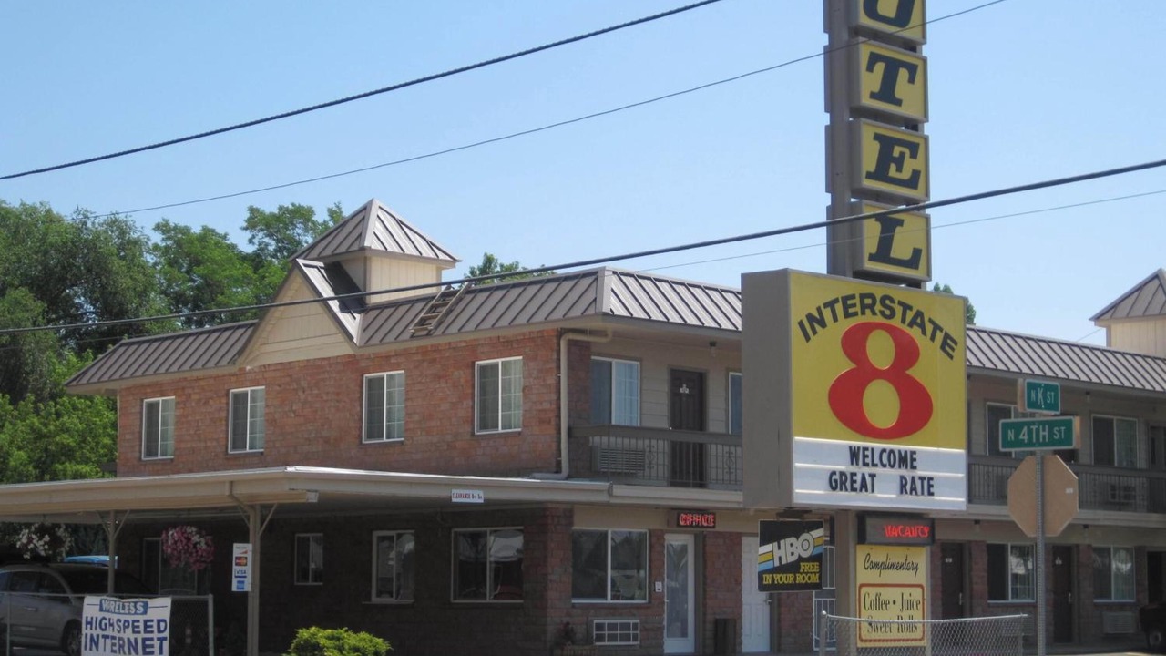 Photo of Outdoor in Lakeview