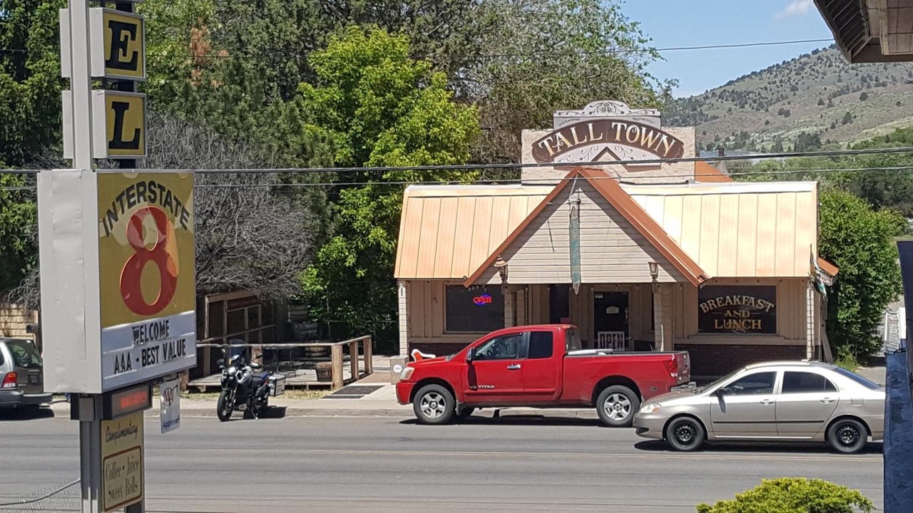 Photo of Outdoor in Lakeview