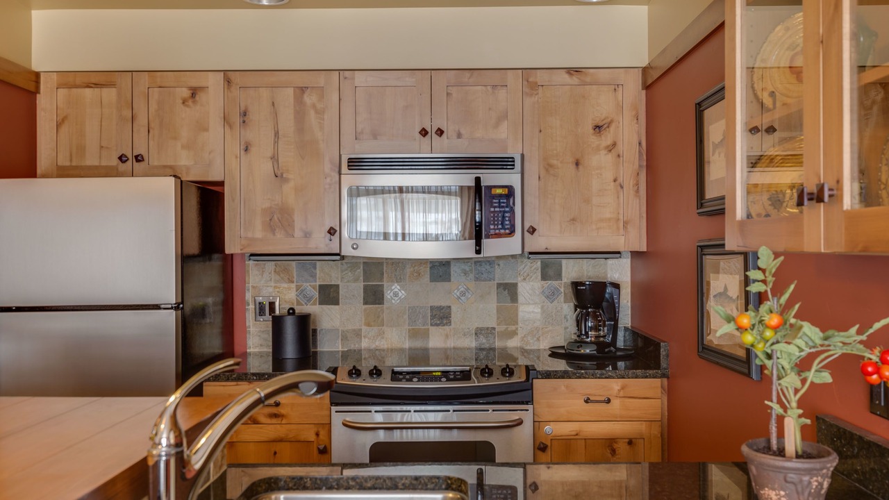 Photo of Others in Victor