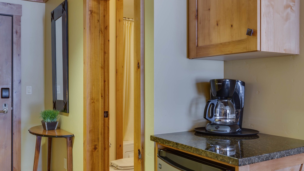 Photo of Others in Victor