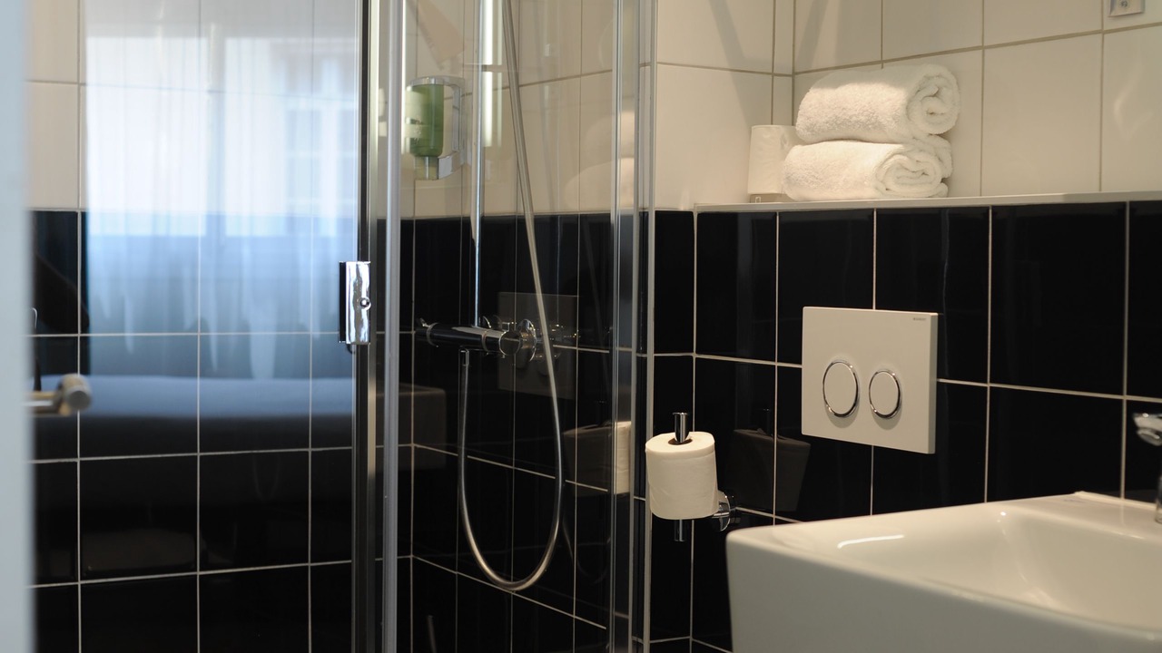 Photo of Bathroom in Toulouse City-Centre