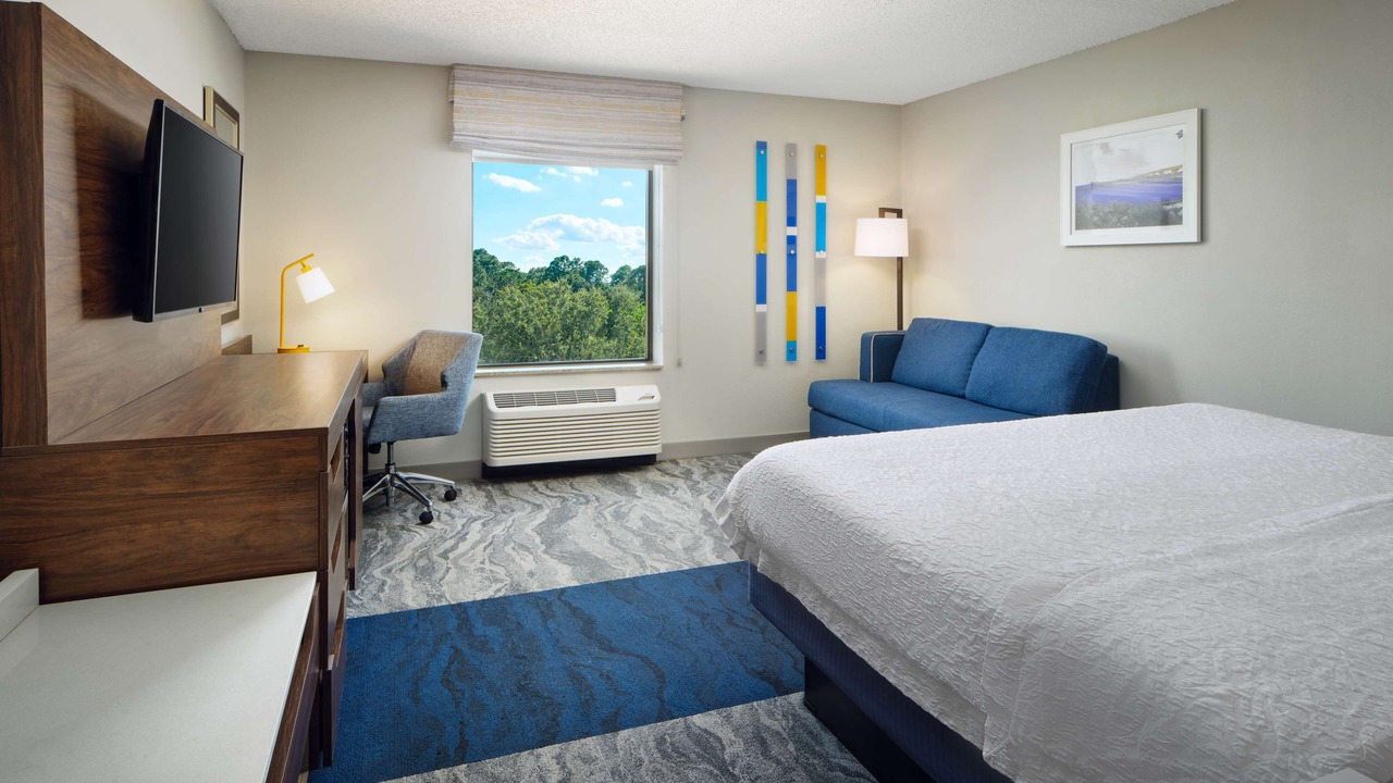 Photo of Bedroom in Tropic