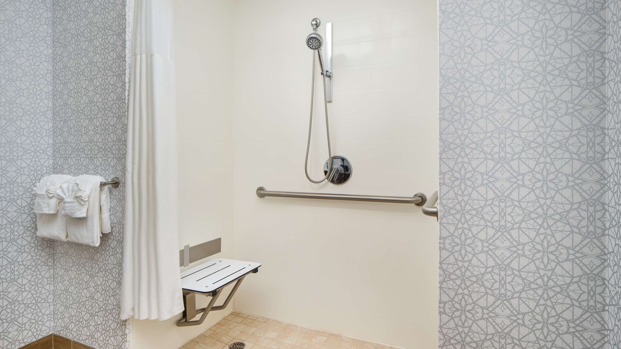 Photo of Bathroom in Tropic