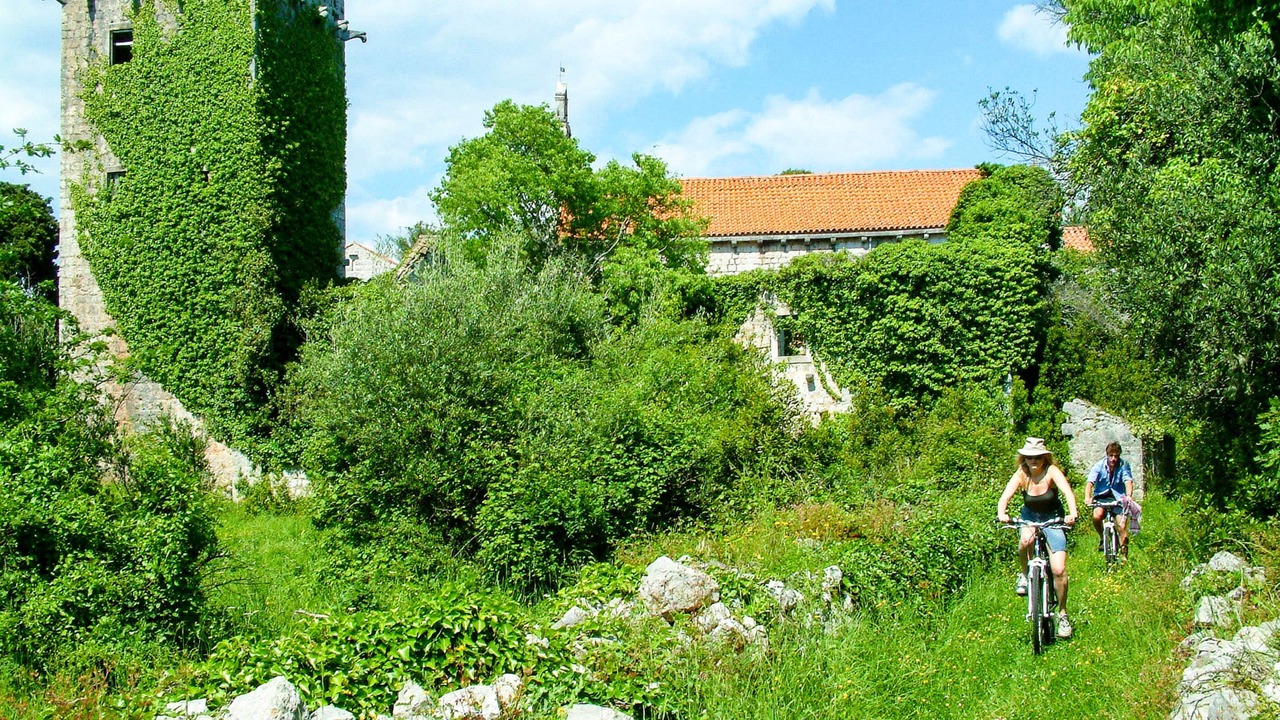 Photo of Outdoor in Sudurad