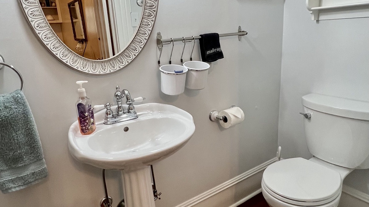 Photo of Bathroom in Arsenal