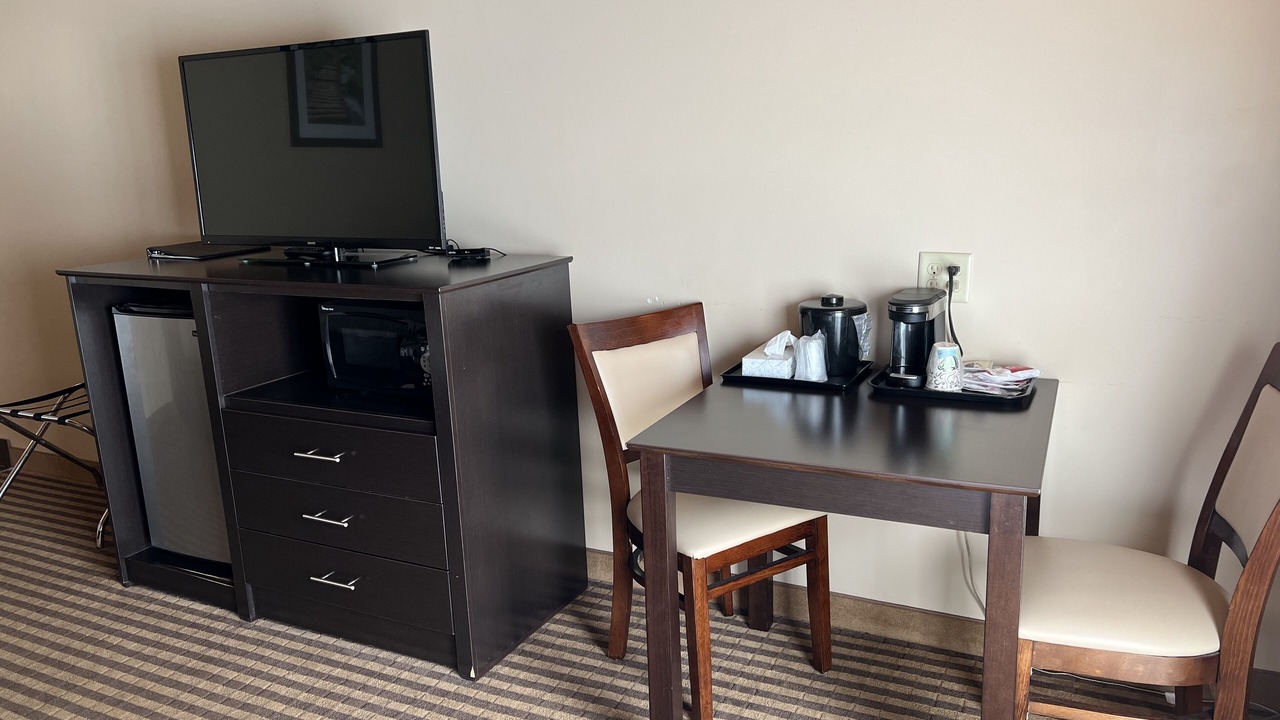 Photo of Others in Putney