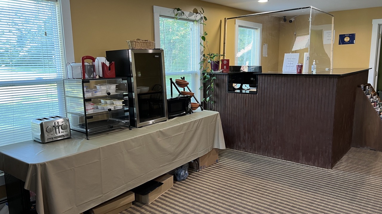 Photo of Others in Putney