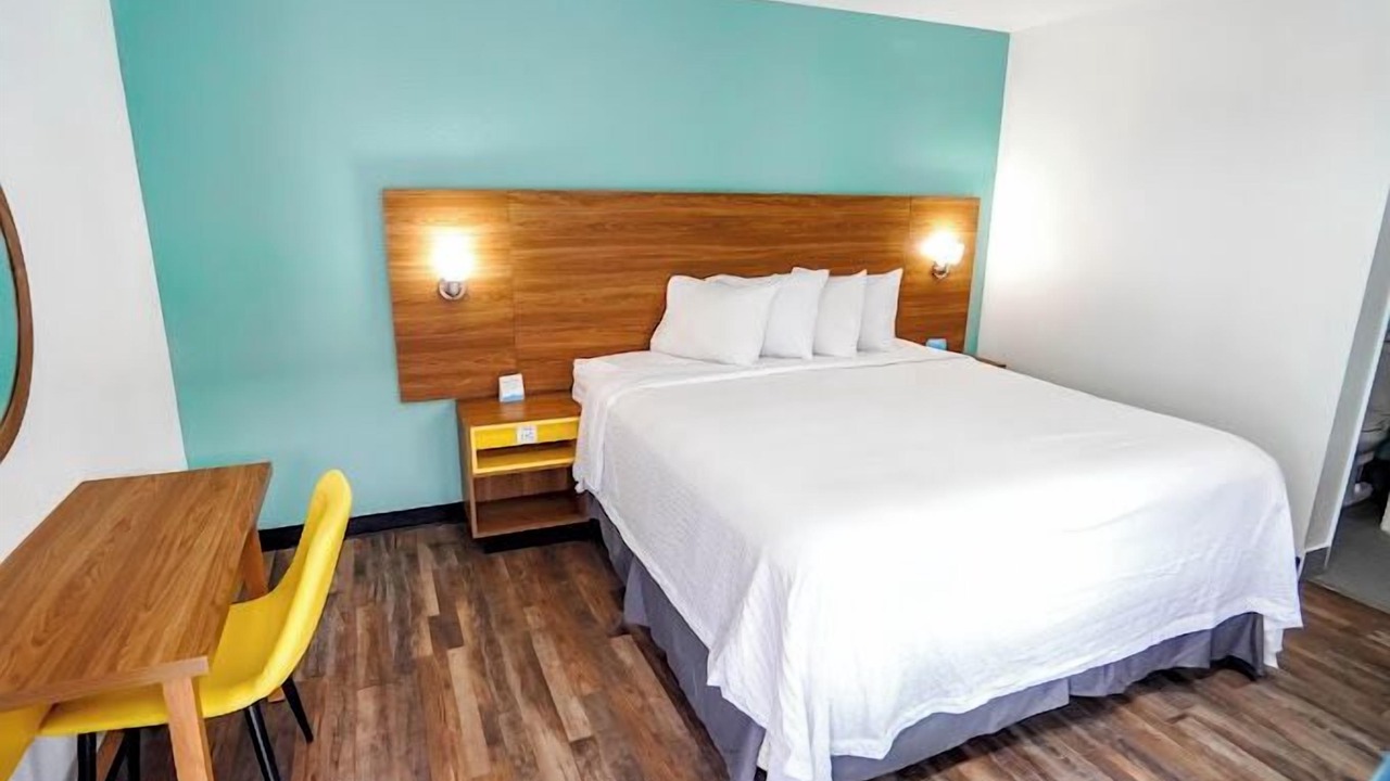 Photo of Bedroom in Victorville