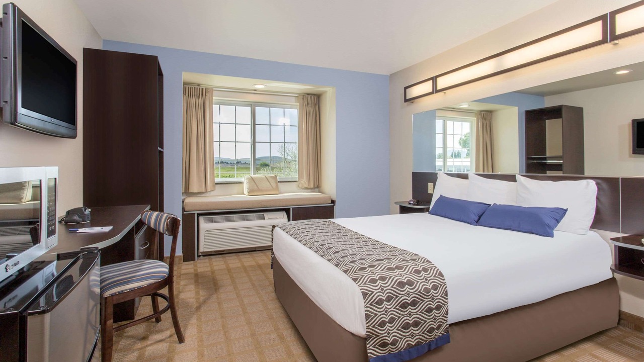 Photo of Bedroom in Klamath Falls