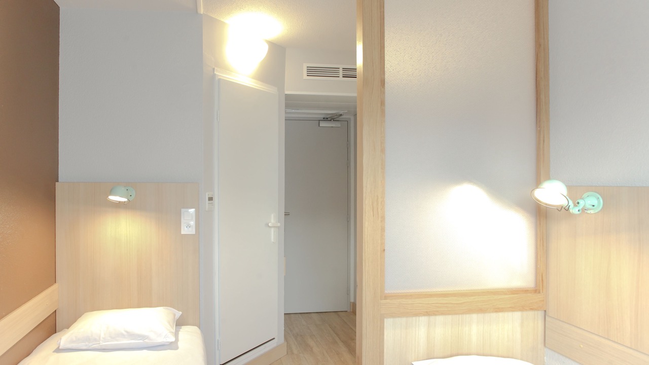 Photo of Bedroom in Bagnolet