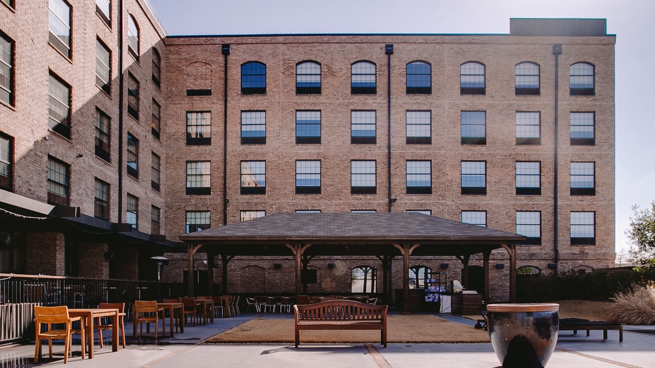 Photo of Patio Balcony in Legacy Park