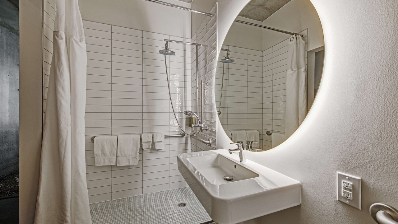 Photo of Bathroom in Legacy Park