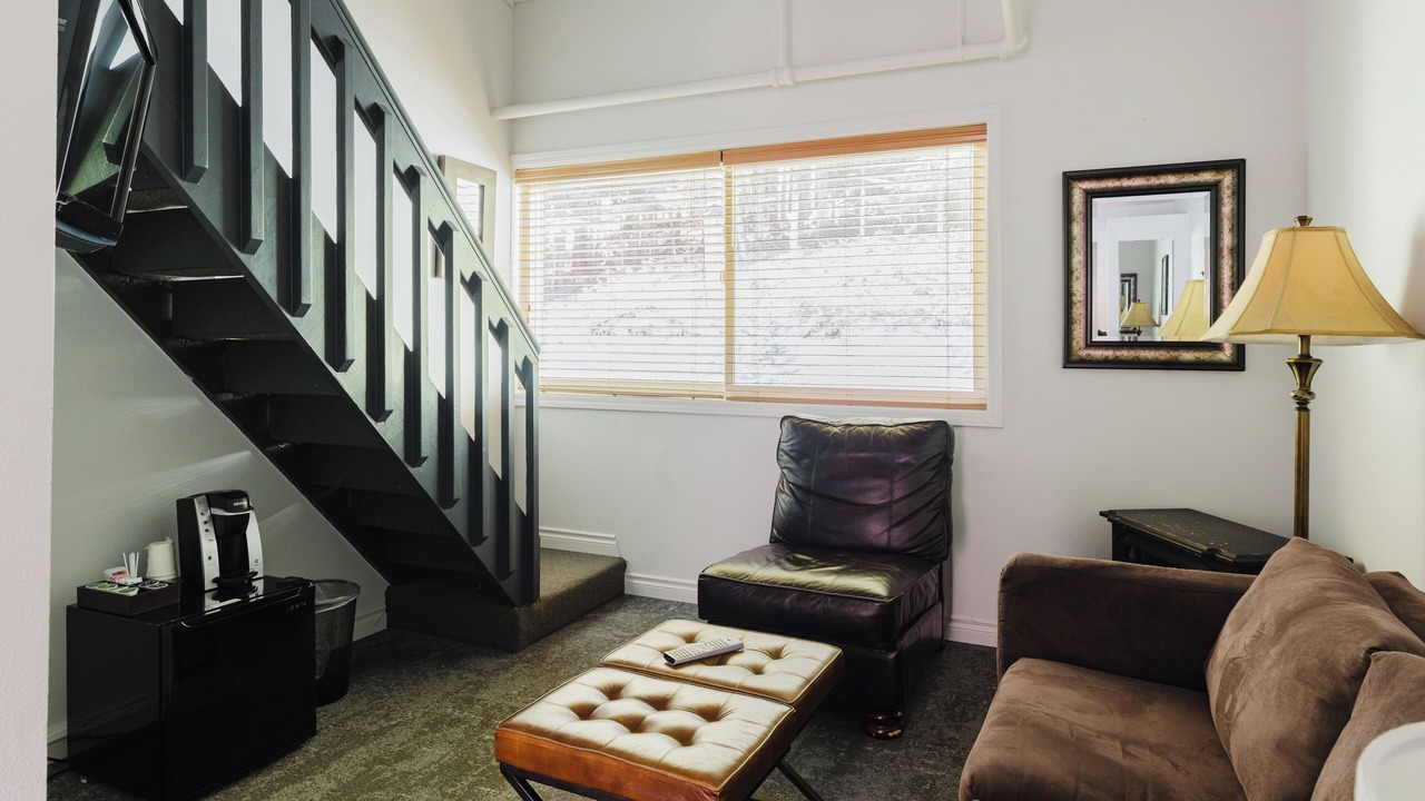 Photo of Others in Enumclaw