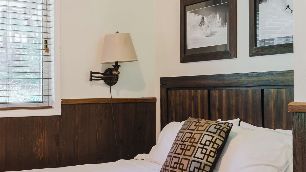 Photo of Bedroom in Enumclaw