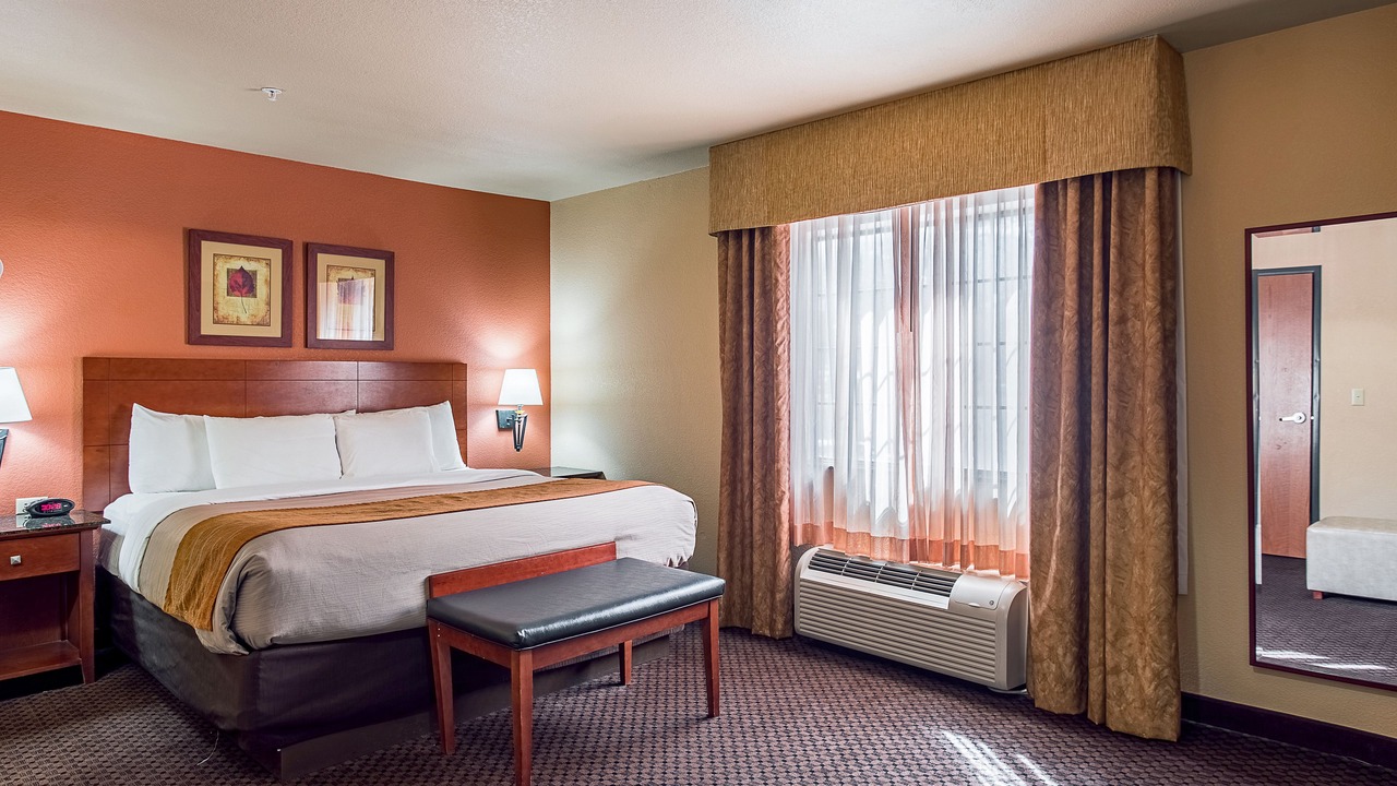Photo of Bedroom in Ruidoso