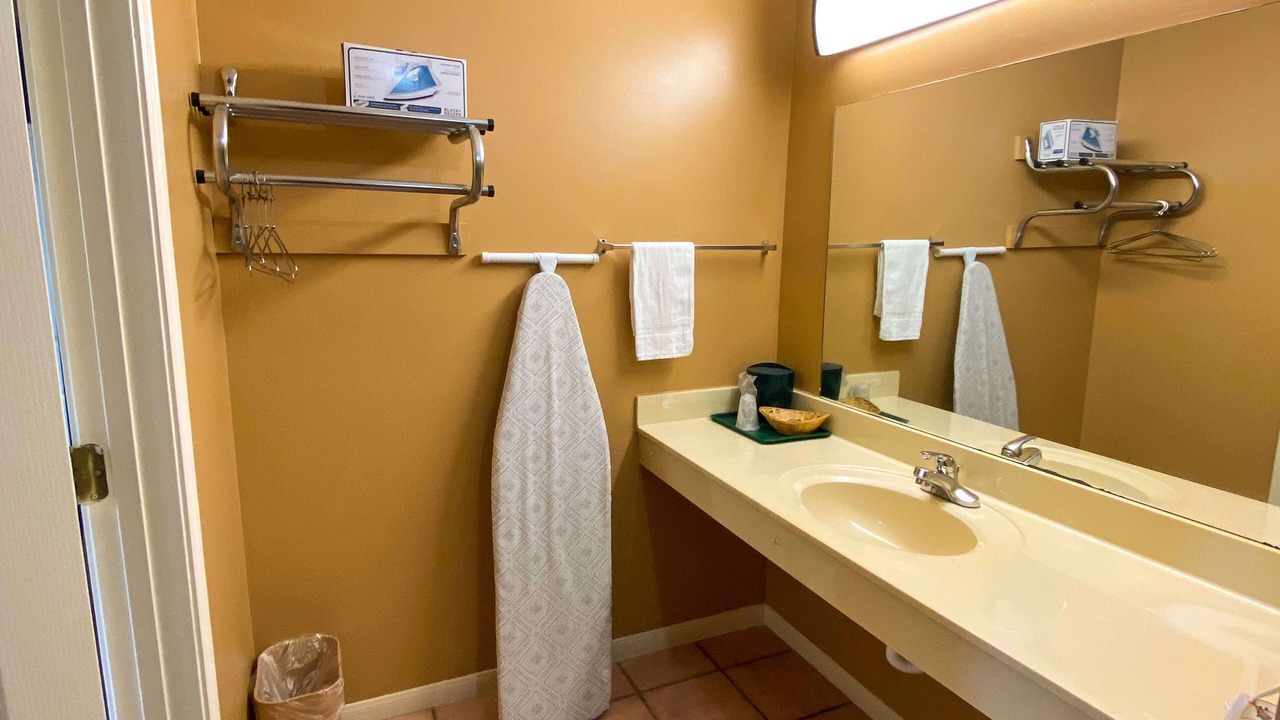 Photo of Bathroom in Fruitvale