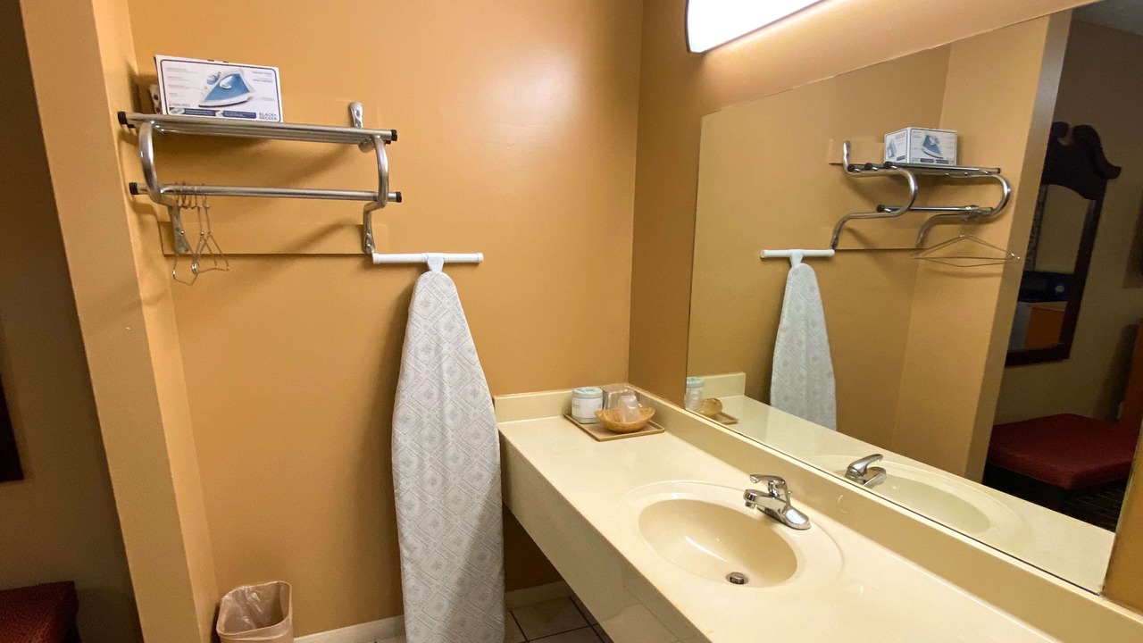 Photo of Bathroom in Fruitvale