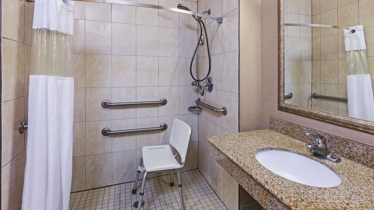 Photo of Bathroom in Pearland