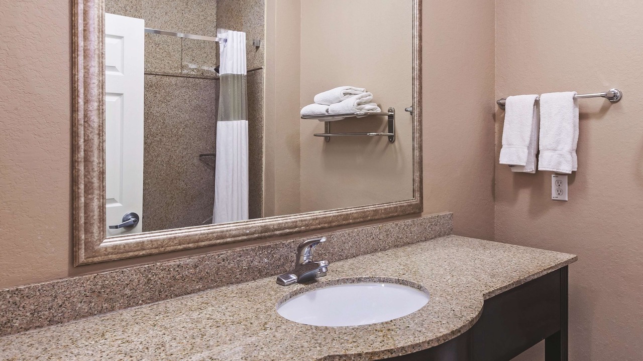 Photo of Bedroom in Pearland
