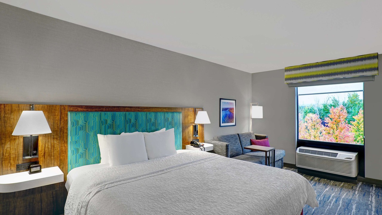 Photo of Bedroom in Utica