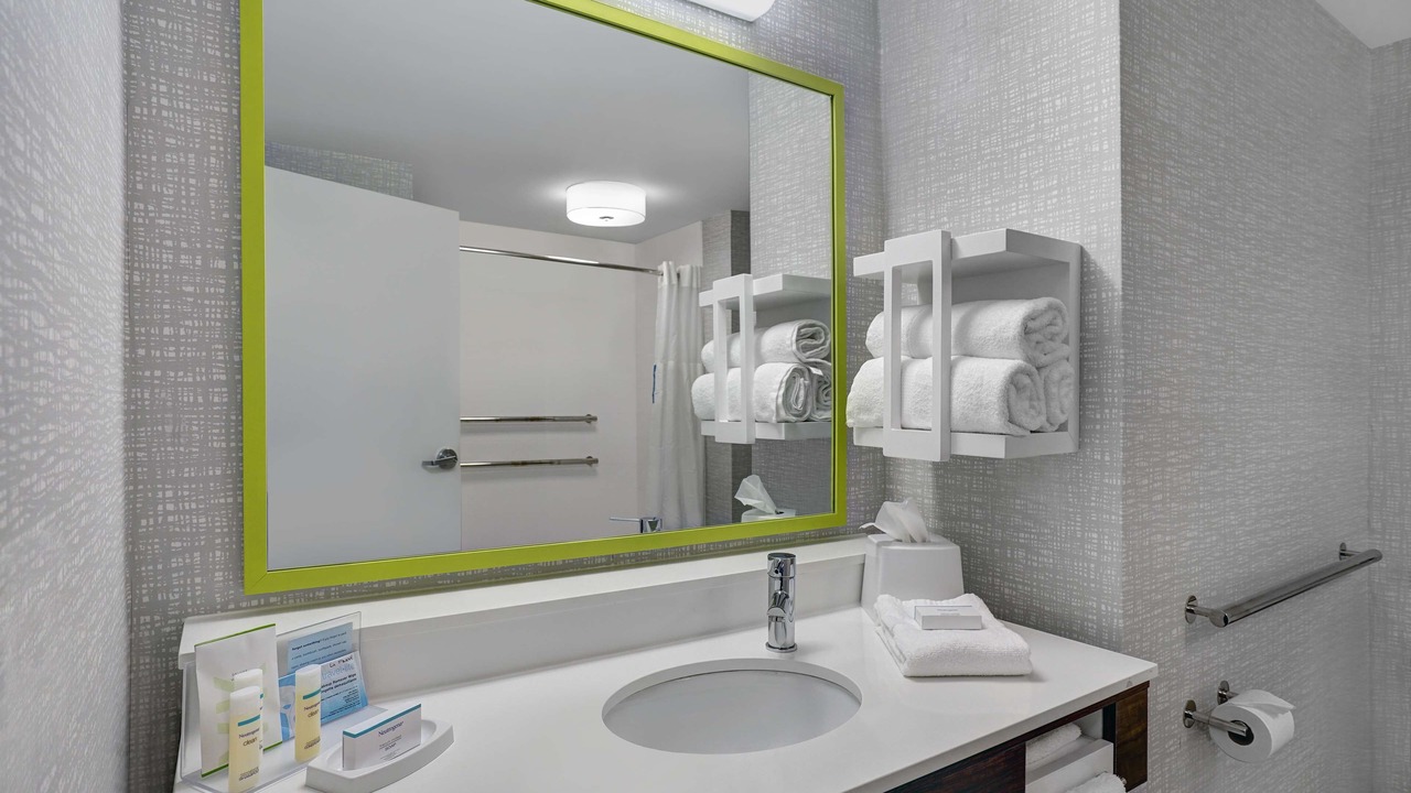 Photo of Others in Utica