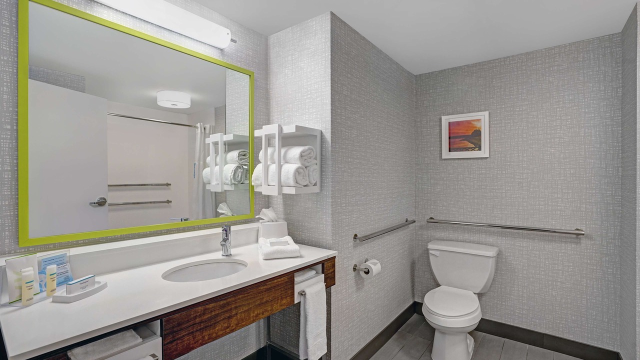 Photo of Others in Utica