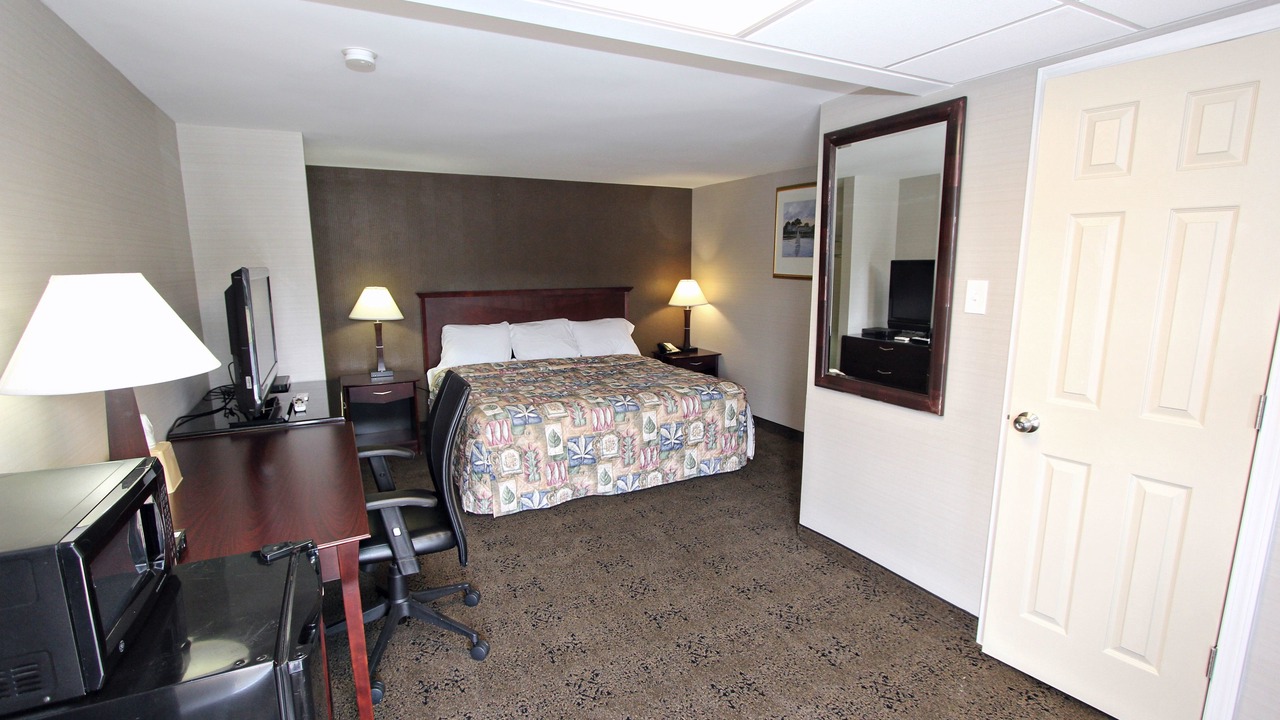 Photo of Bedroom in Pine Grove