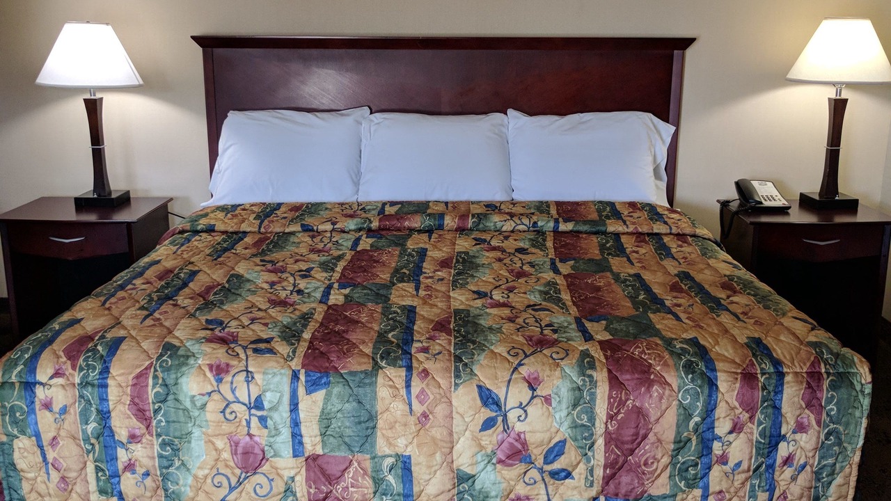 Photo of Bedroom in Pine Grove