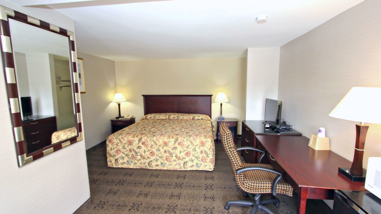 Photo of Bedroom in Pine Grove