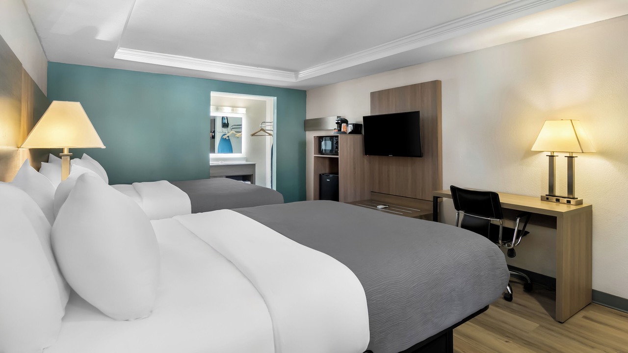 Photo of Others in Helen