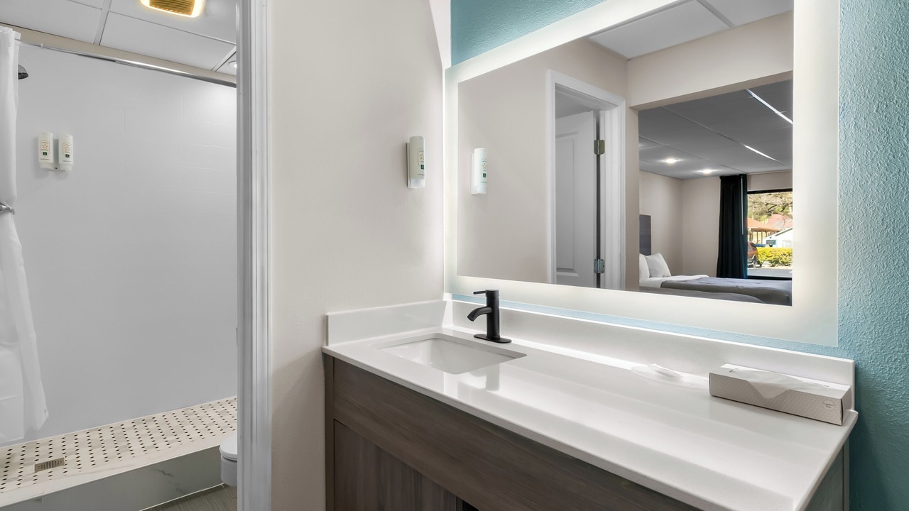 Photo of Others in Helen