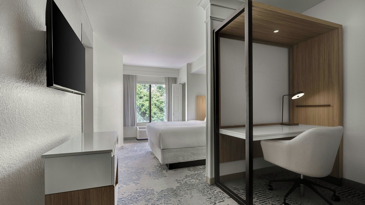 Photo of Bedroom in Northside