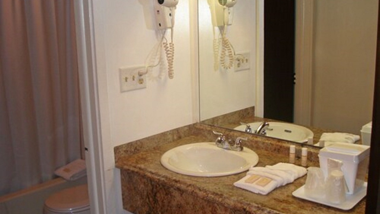 Photo of Others in West Dennis