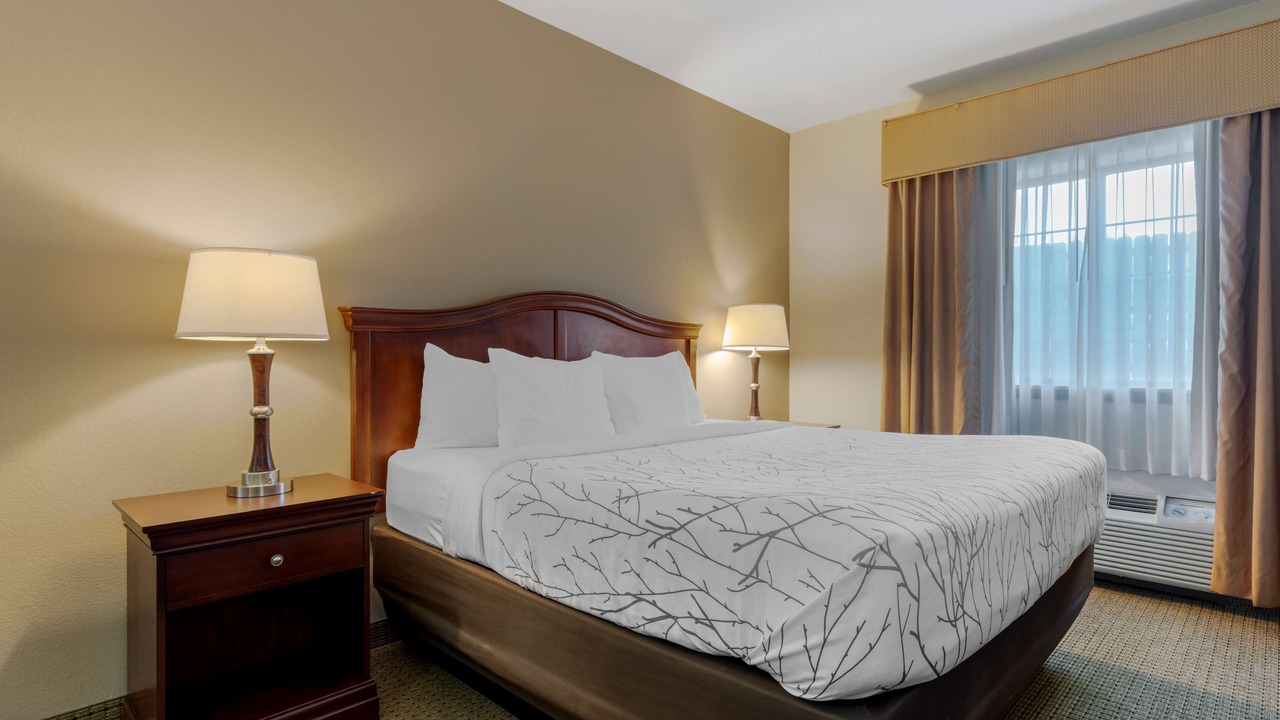 Photo of Bedroom in Sweetwater