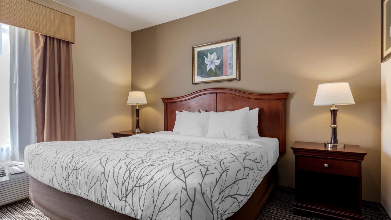 Photo of Bedroom in Sweetwater