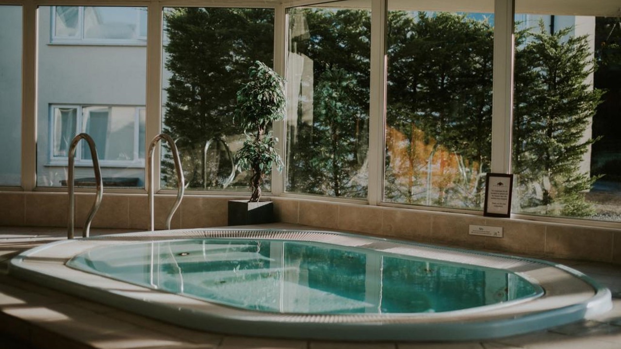 Photo of Others in Howwood