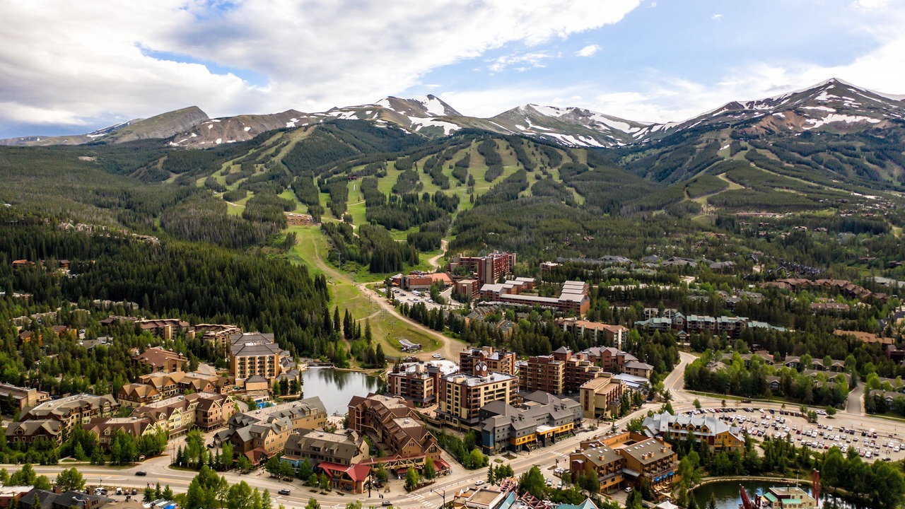 Photo of Outdoor in Peak 9