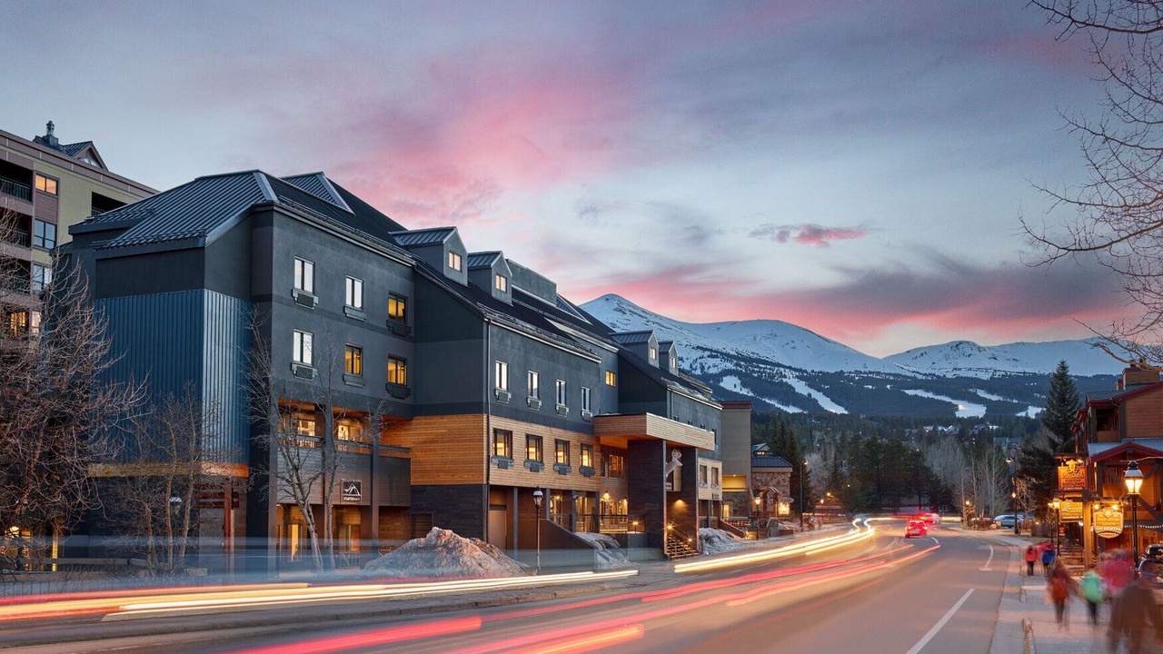 Photo of Outdoor in Peak 9