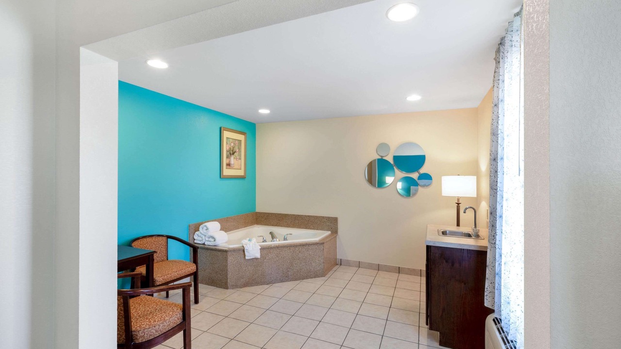 Photo of Bedroom in Houma