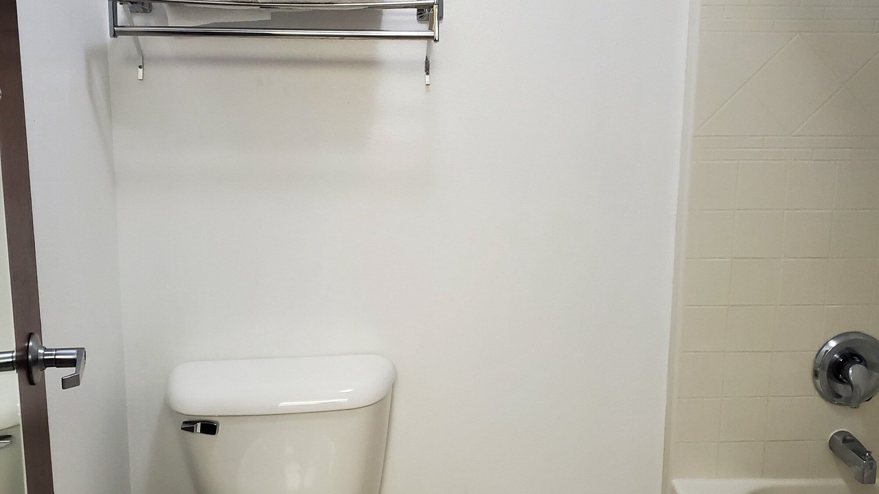 Photo of Bathroom in Omak