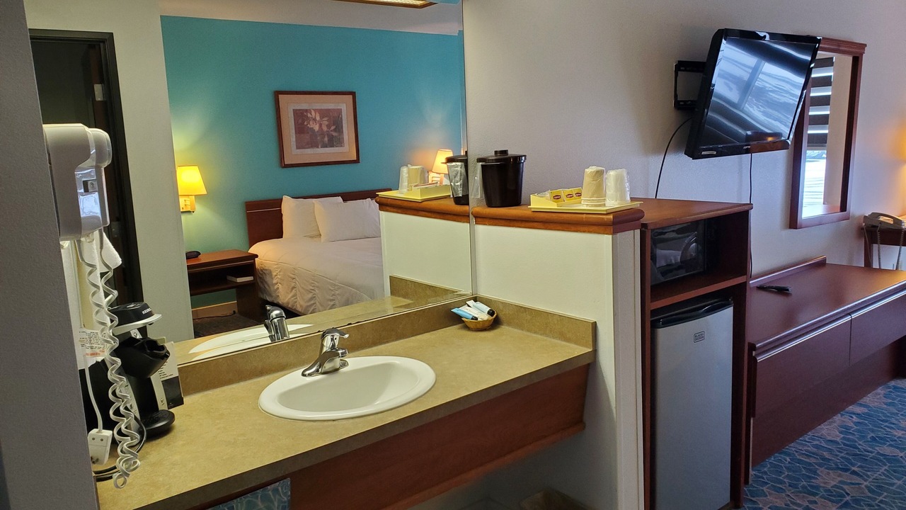 Photo of Bathroom in Omak