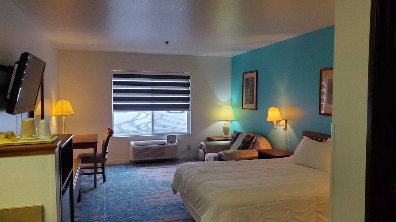 Photo of Bedroom in Omak